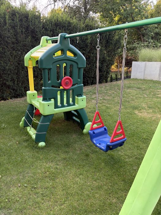 Ogrodowy plac zabaw little tikes