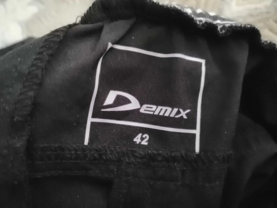 Новые Брюки штаны женские летние Demix. Размер 42