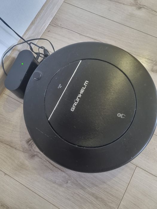 Продам робот пилесос Grunhelm GRVC-T800