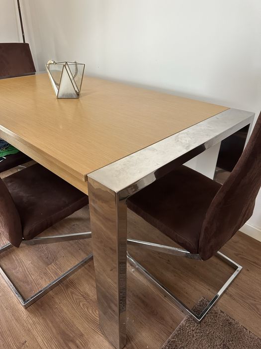 Mesa extensivem loja area