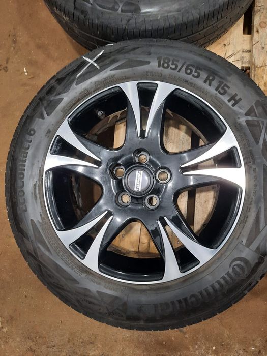 Колеса Toyota Subaru R 15 є інші колеса див . (УСІ ОГОЛОШЕННЯ АВТОРА)