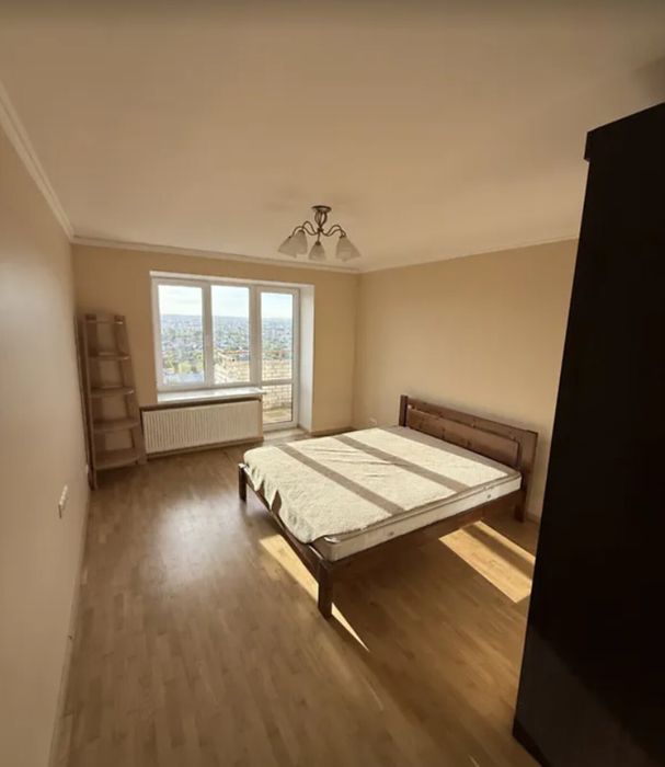 Продаж 1к квартири 41 кв. м на вул. Євгена Коновальця - View 2