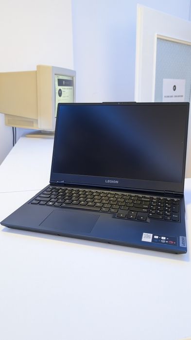 Laptop Lenovo Legion 5 15ACH6H R7-5800H/16Gb/RTX3060/512Gb