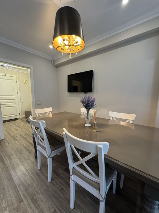 Продаж 4-х кімнатної квартири 140м2 Голосіївський Торг