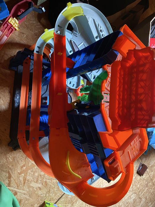 Hotwheels Ultimate Garage