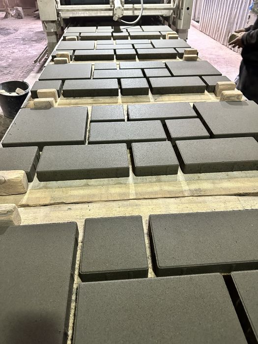 Тротуарная плитка лайнстоун . Лучшее предложение .