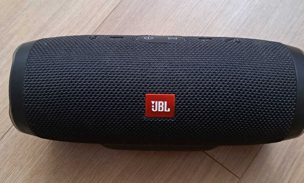 Колонка JBL Charge3