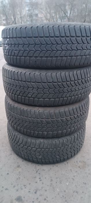 Продам зимнюю резину лёгкое б/у