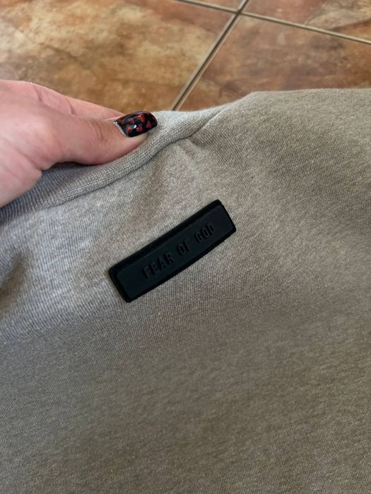 Світшот fear of God essentials
