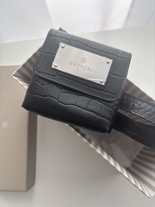 Skórzane etui na pasku Batycki