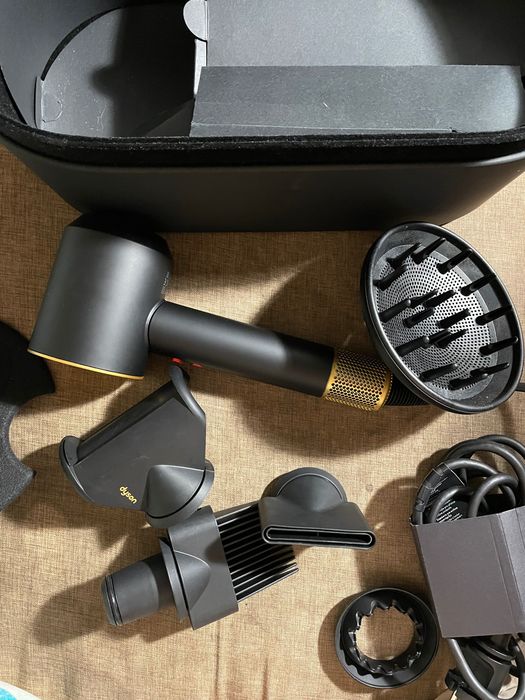 Продам Фен Dyson