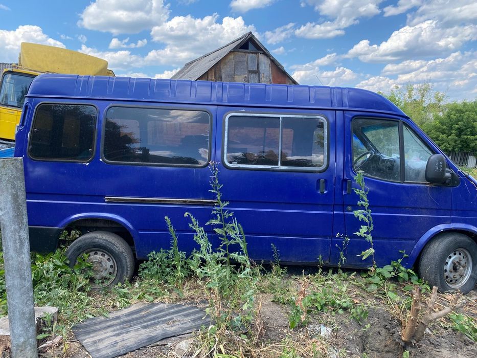 Ford transit дев'ять місць пасажир