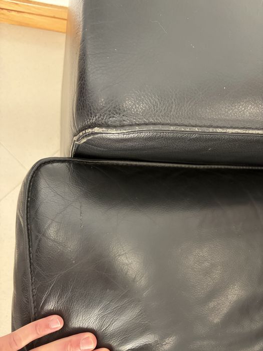 Vendo sofa Ikea Kivik 3 lugares em pele