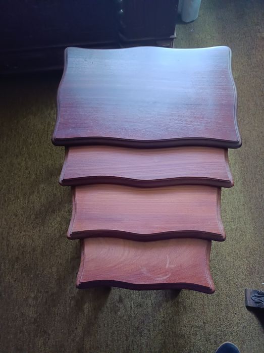 Conjunto de mesas de apoio empilháveis434418280122951684