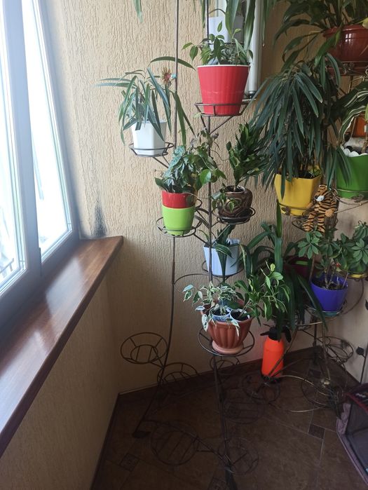 Подставка для цветов.Башня