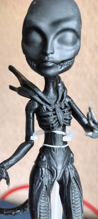 Monster high skullector