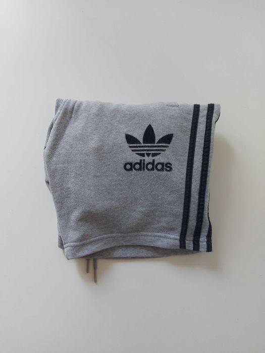 spodenki dresowe adidas S