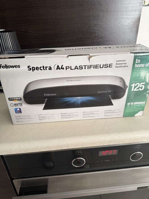 Laminator Fellowes Spectra A4 – laminator do dokumentów