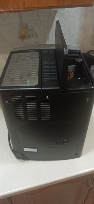 Кофемашина Delonghi Magnifica Eco