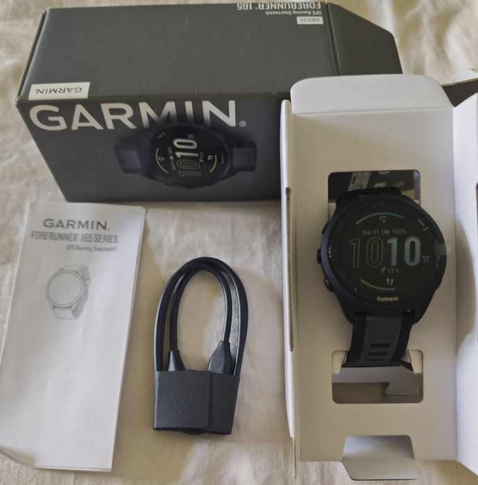 Часи GARMIN forerunner 165