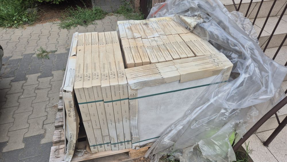 Gres kendo 60x60 gat.2 37m2