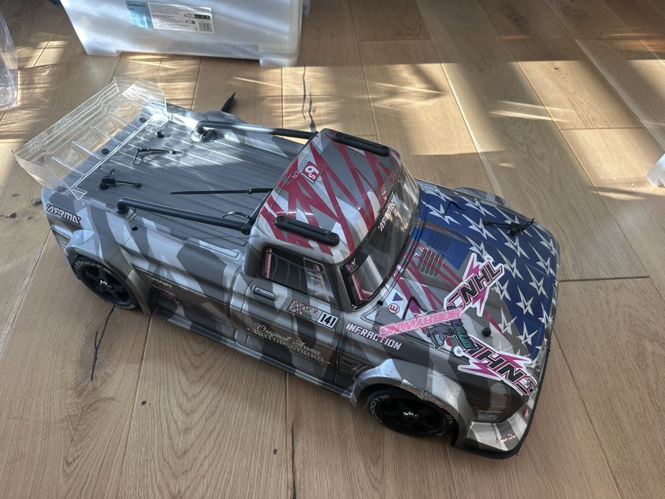 Arrma infraction 6s