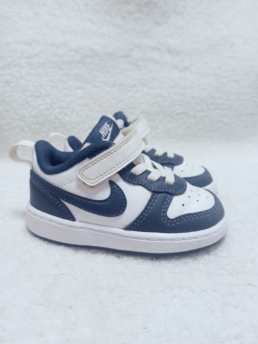 Оригінал Nike, 22 розмір, устілка 14 см, кросівки для хлопчика