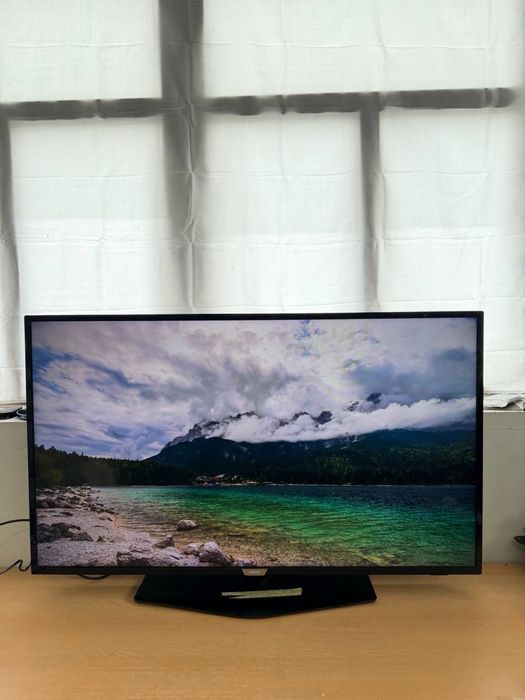 Телевізор Philips – 50”, 4K UHD, Smart TV, Ambilight