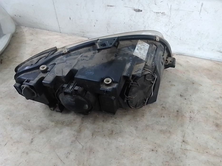 Ótica Esq Audi A4 (8Ec, B7)