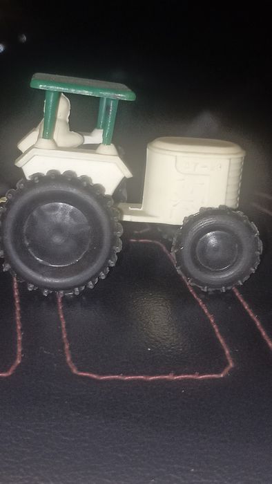 Игрушка трактор СССР