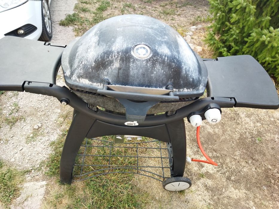 Продаю газовий гриль Weber