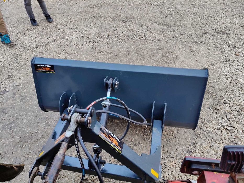 Łycha Szufla na Tuz traktora z kiprem z hydraulika Pług c330 c360