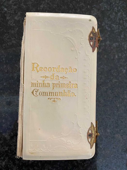 Livro de Orações antigo e raro