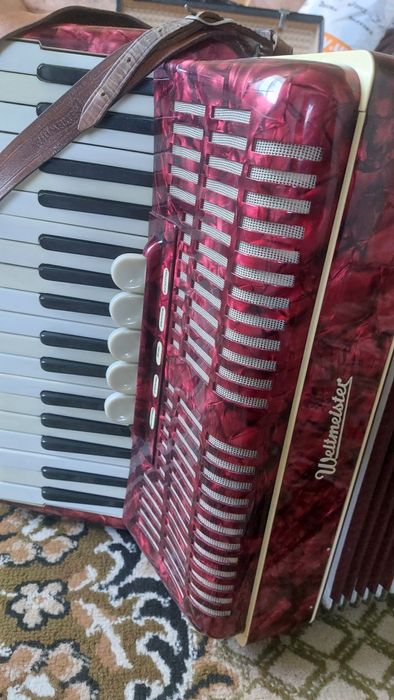Акордеон weltmeister