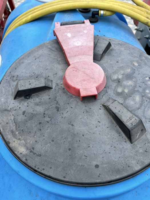 Opryskiwacz polowy zawieszany P340 – 400 L / 12 m – 2013 – Stan BDB