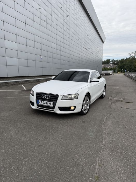 Audi A5 Sportback Офіційна