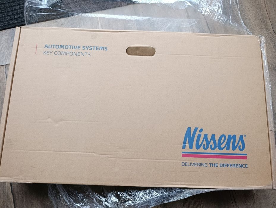 Радіатор охолодження VW Passat B3/B4