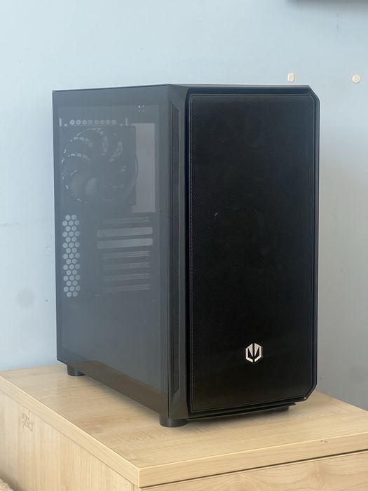 Obudowa endorfy arx 700 air stan idealny