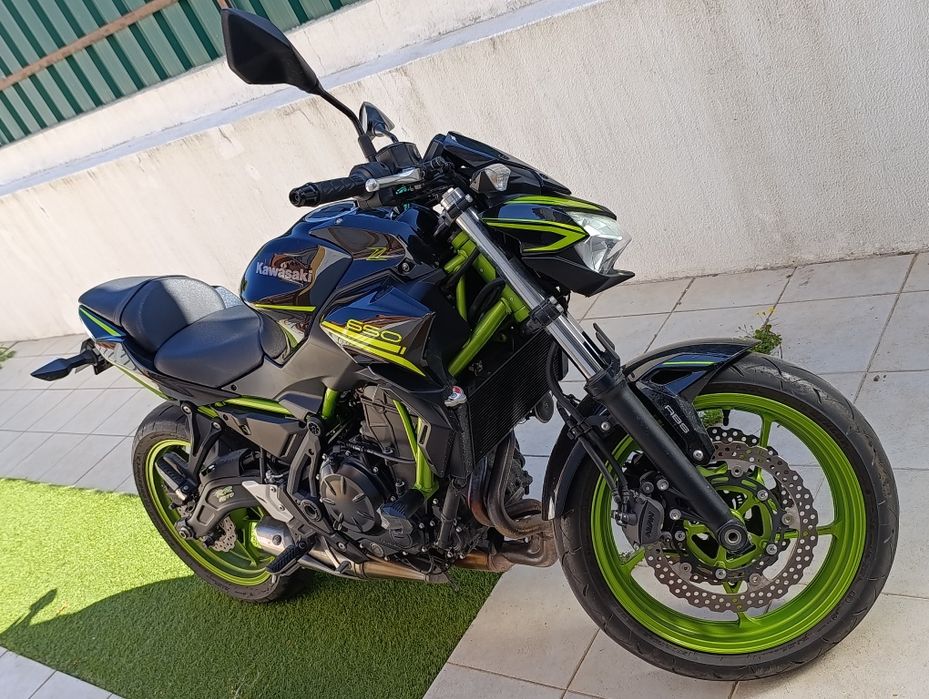 Vendo KAWASAKI Z650