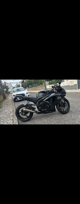 Suzuki GSXR 600 K8