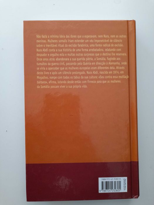 Lágrimas na Areia, Nura Abdi