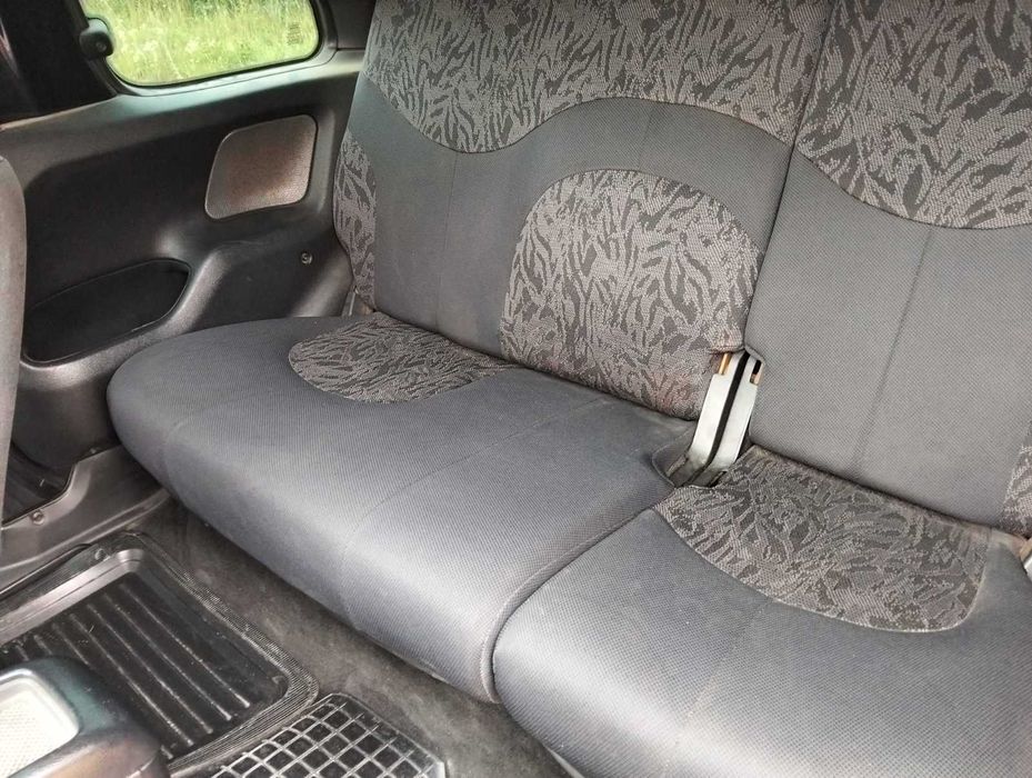 Автомобіль Rang Rover