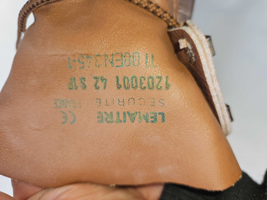 Buty robocze  skórzane nowe.