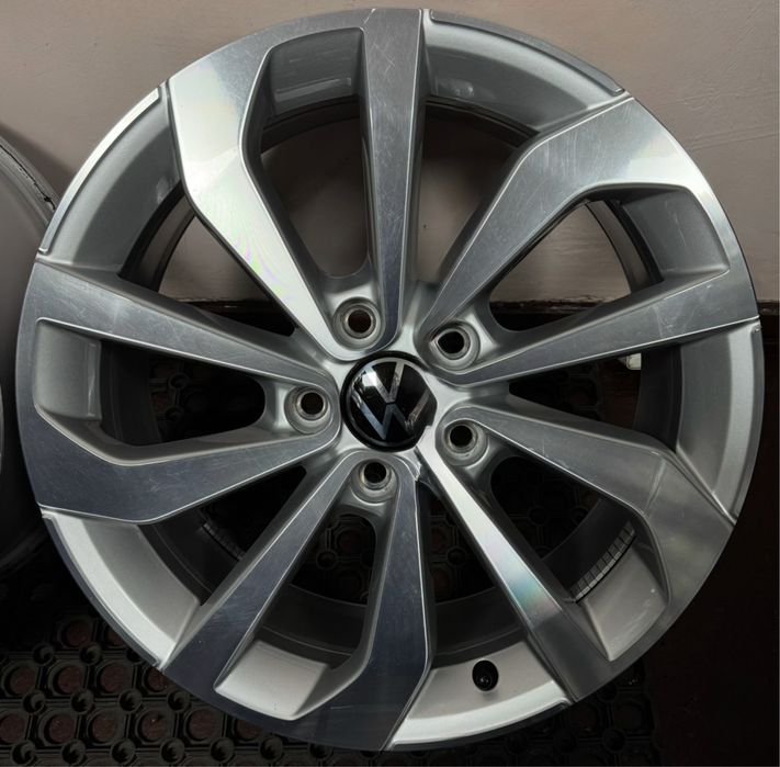 Диски Volkswagen R17 Golf Jetta Passat T-roc Tiguan VW Johannesburg VW