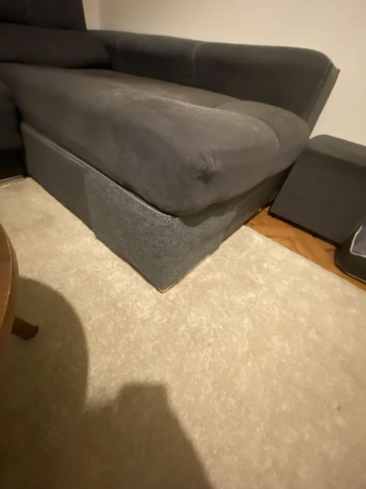 Sofá 2 Lugares + Chaise Longue + 2 Puffs - 100€