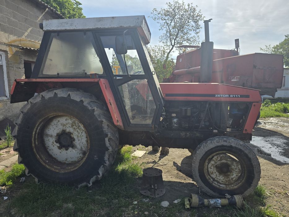 zetor 8111 pracował tylko przy odśnieżaniu