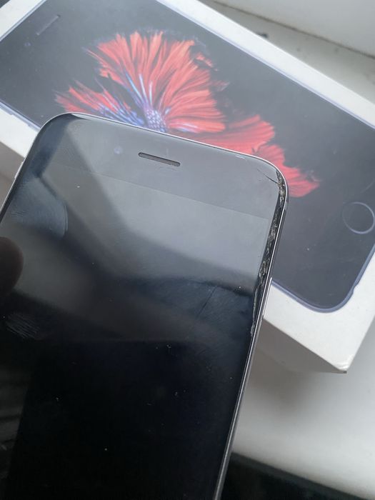 Айфон 6s читай опис