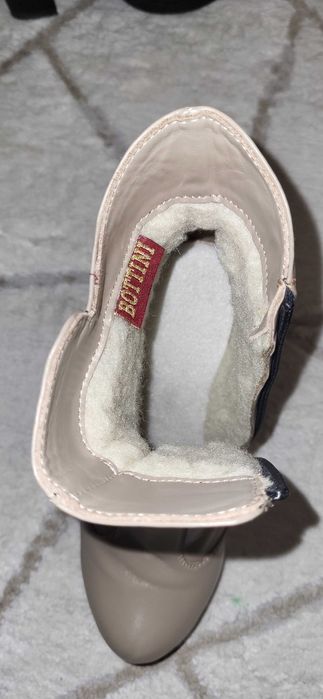 Жіночі шкіряні черевики