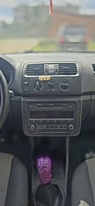 Skoda fabia 2 покоління