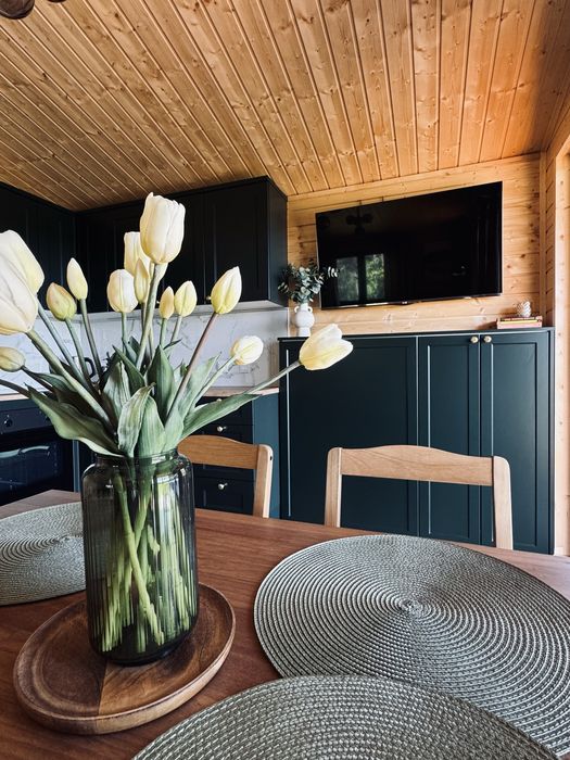 Domek z jacuzzi nad rzeką  z najpiekniejszym widokiem w okolicy